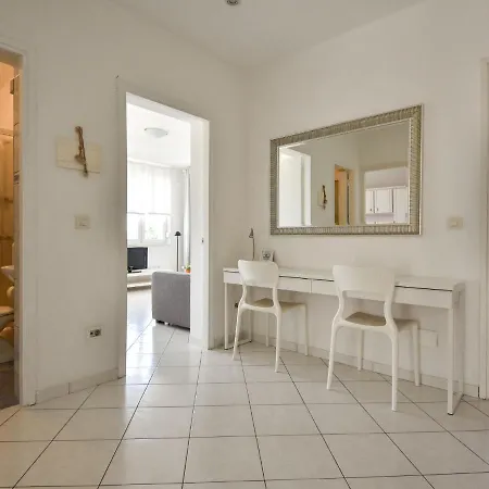 Apartment Apartment Margaret-1 *