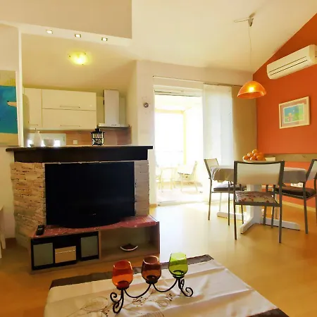 Apartment Margaret-1 Apartment Zadar